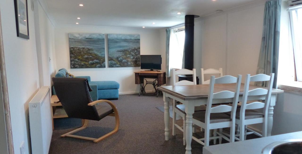 Relax In A 1 Bedroom Apartment Near A Country Pub Eyemouth Exterior foto