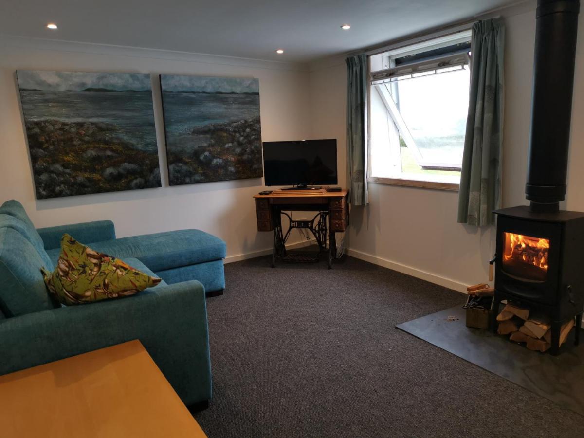 Relax In A 1 Bedroom Apartment Near A Country Pub Eyemouth Exterior foto